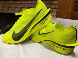 Nike ZoomX Vaporfly 4 "Volt" Running Shoes Men's 9.5 / Women's 11